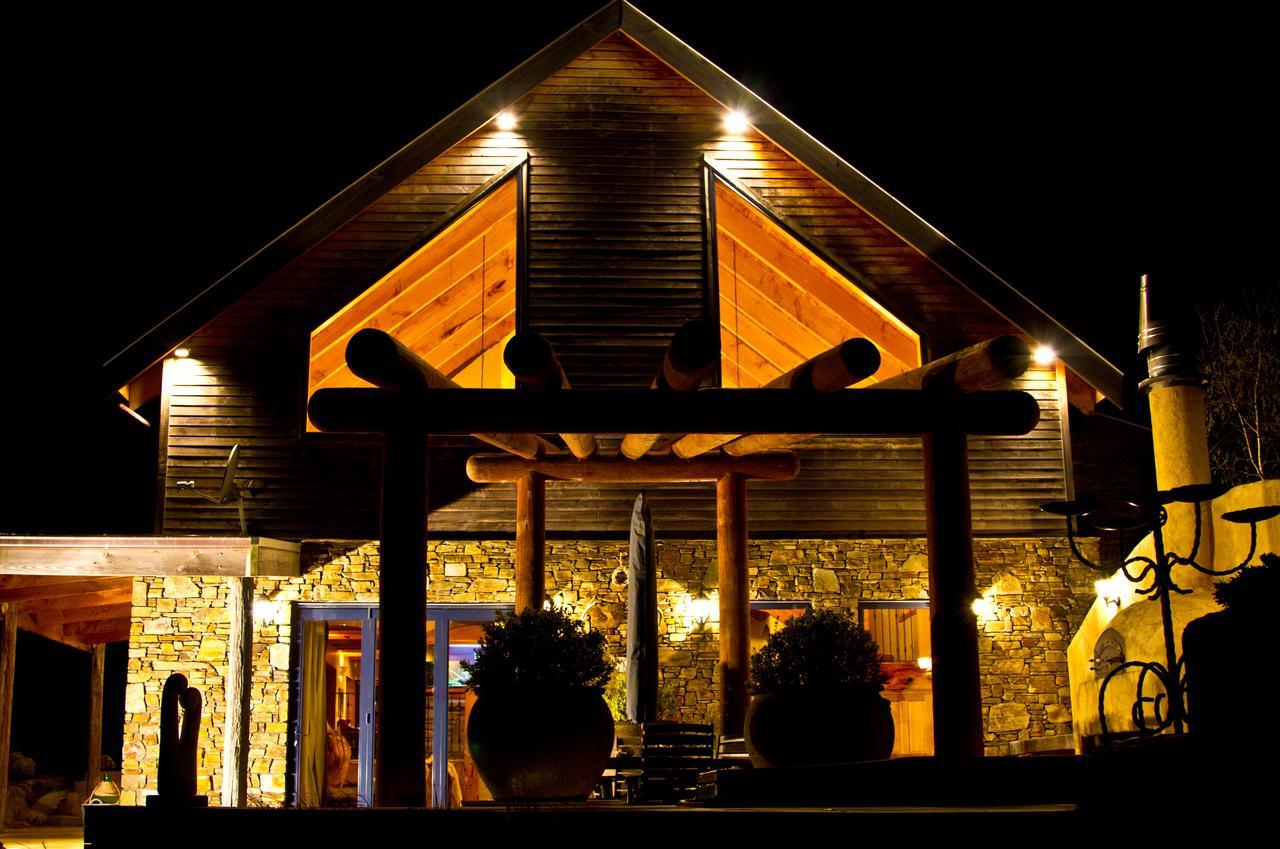 Tree House Lodge Bed & Breakfast Cheviot Buitenkant foto