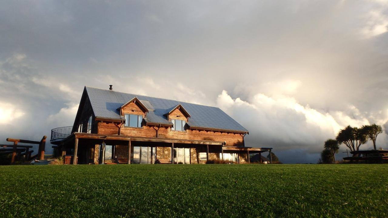 Tree House Lodge Bed & Breakfast Cheviot Buitenkant foto