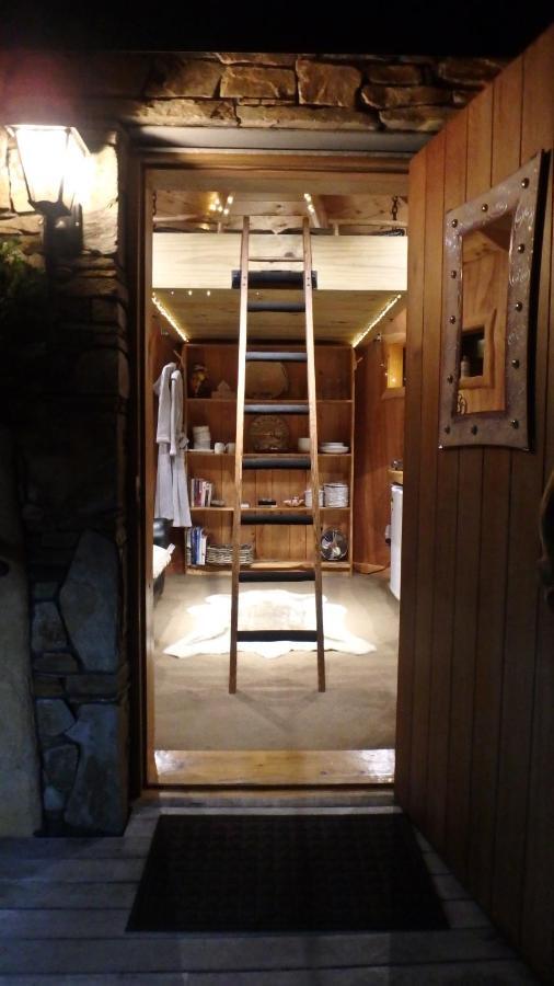 Tree House Lodge Bed & Breakfast Cheviot Buitenkant foto